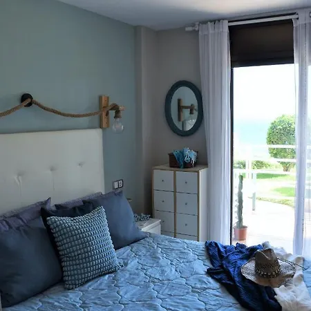 1a. Linea, Vistas Al Mar, Acceso Directo A Playa Y Piscina Apartment Salou
